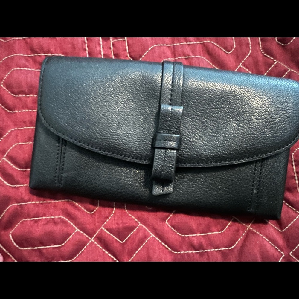Black bow Kate Spade wallet